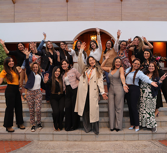 PEW – Promising Executive Woman