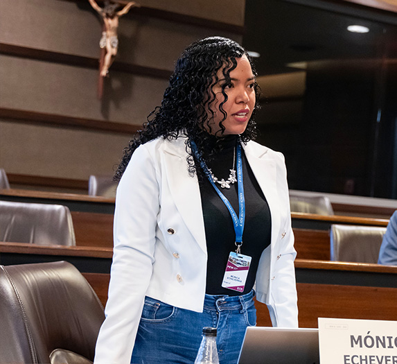 PFM – Programa de Formación de Mujeres Líderes para Directorios, Alta Dirección y Comités Ejecutivos