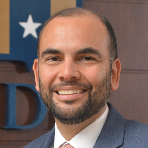Roberto-Estrada-2020-01